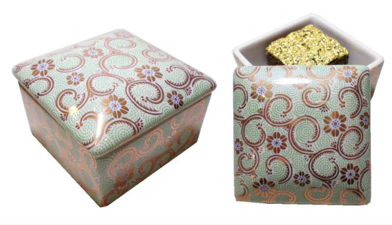 13.唐草五彩 緑色