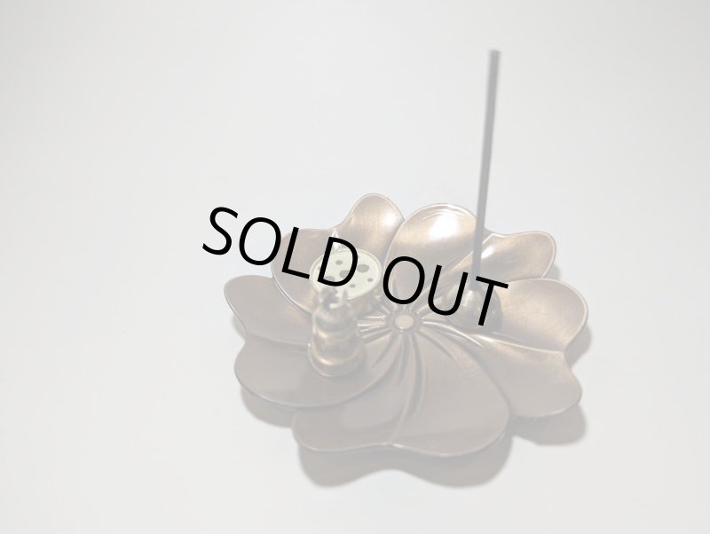 画像9: 花びら香立香皿セット(金属) (9)