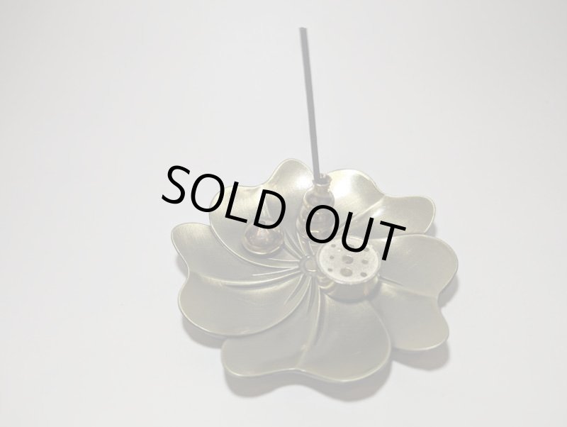 画像8: 花びら香立香皿セット(金属) (8)