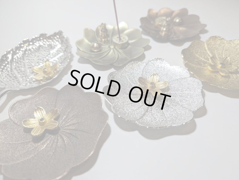 画像7: 花びら香立香皿セット(金属) (7)