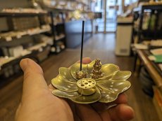 画像2: 花びら香立香皿セット(金属) (2)
