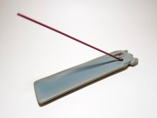 画像7: シンプル・コンパクトな薄型陶器香皿香立 (7)