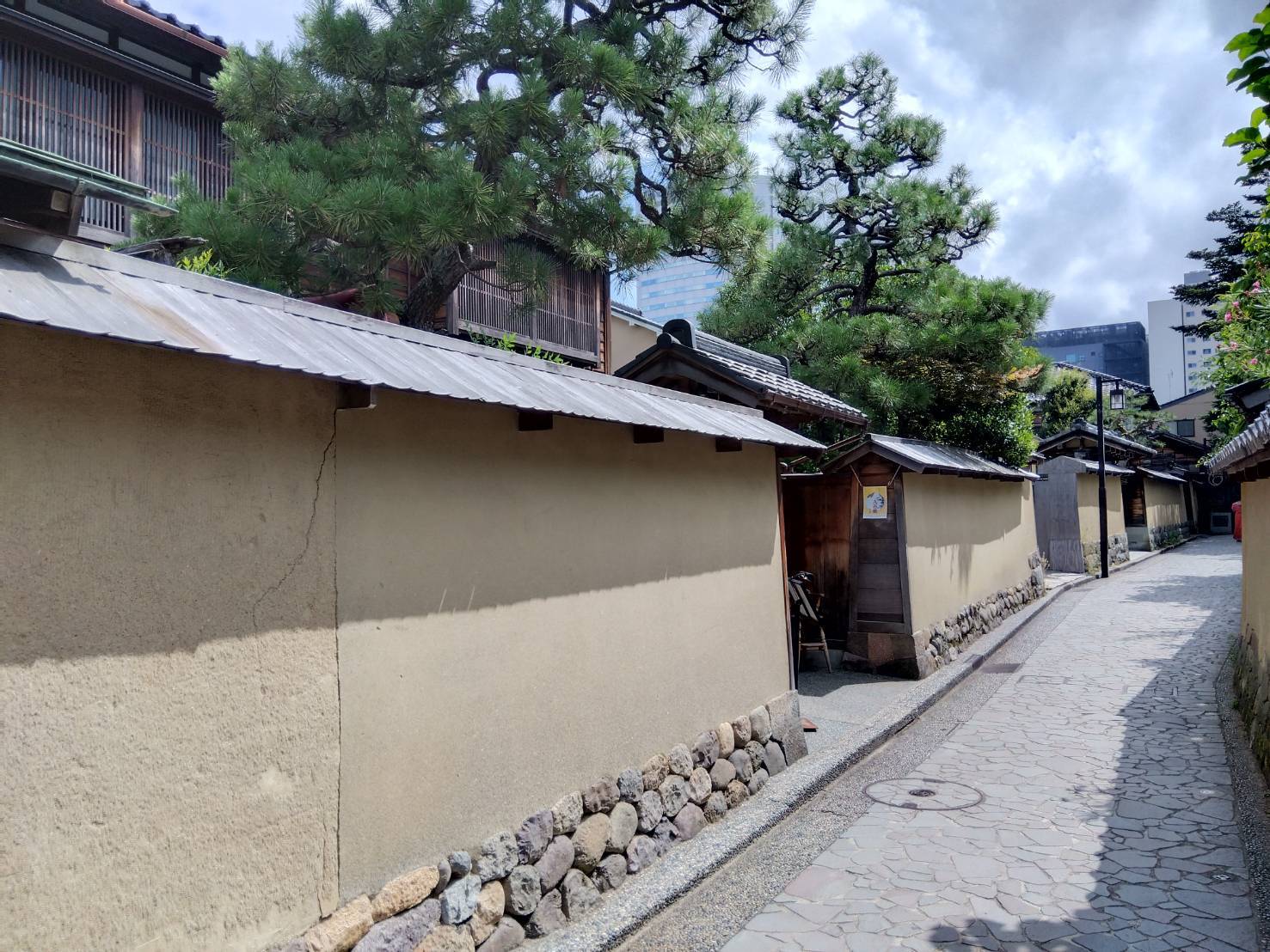 お香・専門店　金沢市｜金沢の観光地-武家屋敷跡近くのアロマ香房焚屋