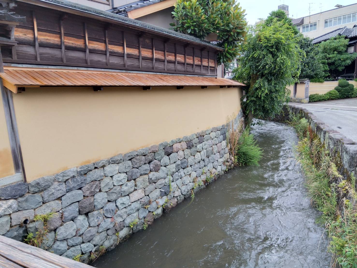 お香・専門店　金沢市｜金沢の観光地-武家屋敷跡近くのアロマ香房焚屋