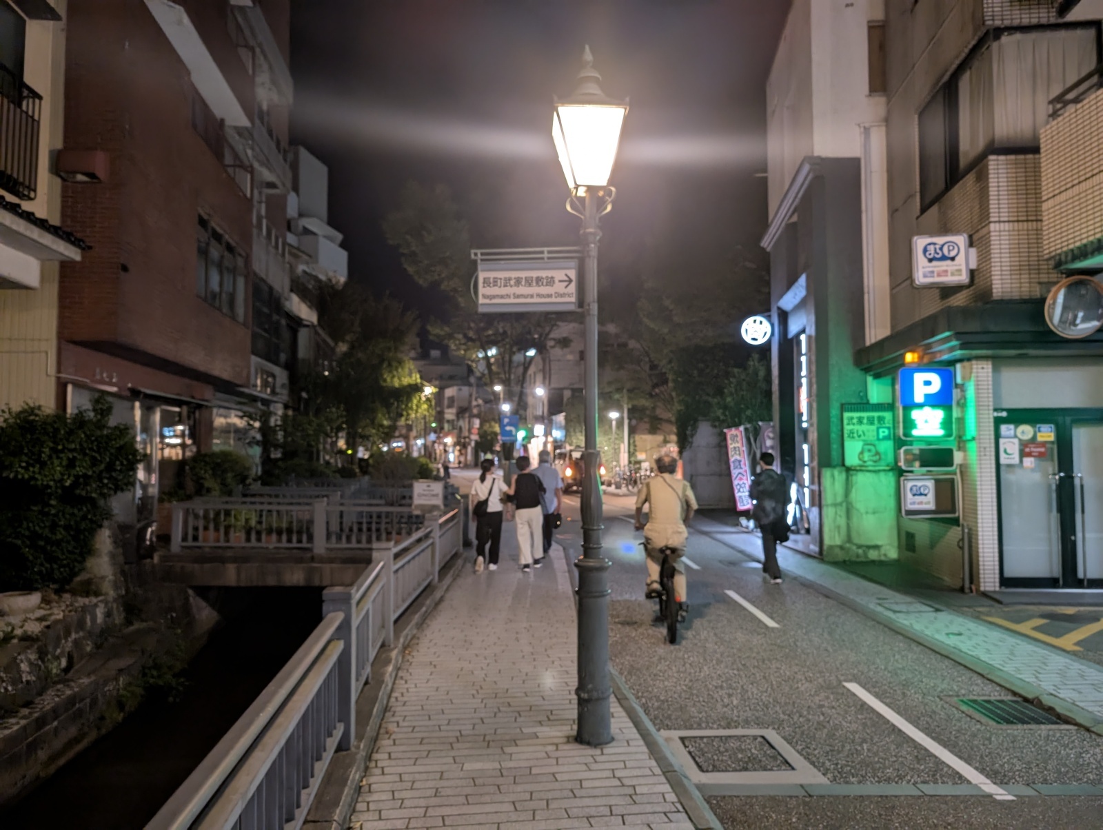 金沢のお香とアロマの香り専門店(石川県金沢市)・金沢観光地・金沢の観光スポット武家屋敷跡近く・人気でおすすめのお土産処-お香専門店のアロマ香房焚屋