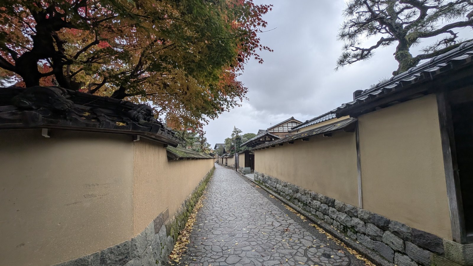 金沢のお香とアロマの香り専門店(石川県金沢市)・金沢観光地・金沢の観光スポット武家屋敷跡近く・人気でおすすめのお土産処-お香専門店のアロマ香房焚屋