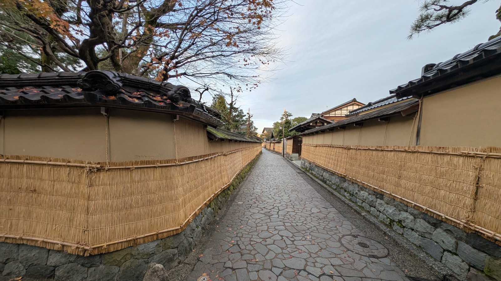 金沢のお香とアロマの香り専門店(石川県金沢市)・金沢観光地・金沢の観光スポット武家屋敷跡近く・人気でおすすめのお土産処-お香専門店のアロマ香房焚屋
