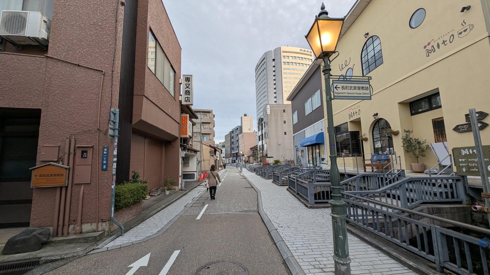 金沢のお香とアロマの香り専門店(石川県金沢市)・金沢観光地・金沢の観光スポット武家屋敷跡近く・人気でおすすめのお土産処-お香専門店のアロマ香房焚屋