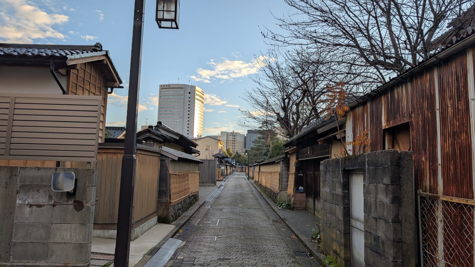 金沢のお香とアロマの香り専門店(石川県金沢市)・金沢観光地・金沢の観光スポット武家屋敷跡近く・人気でおすすめのお土産処-お香専門店のアロマ香房焚屋