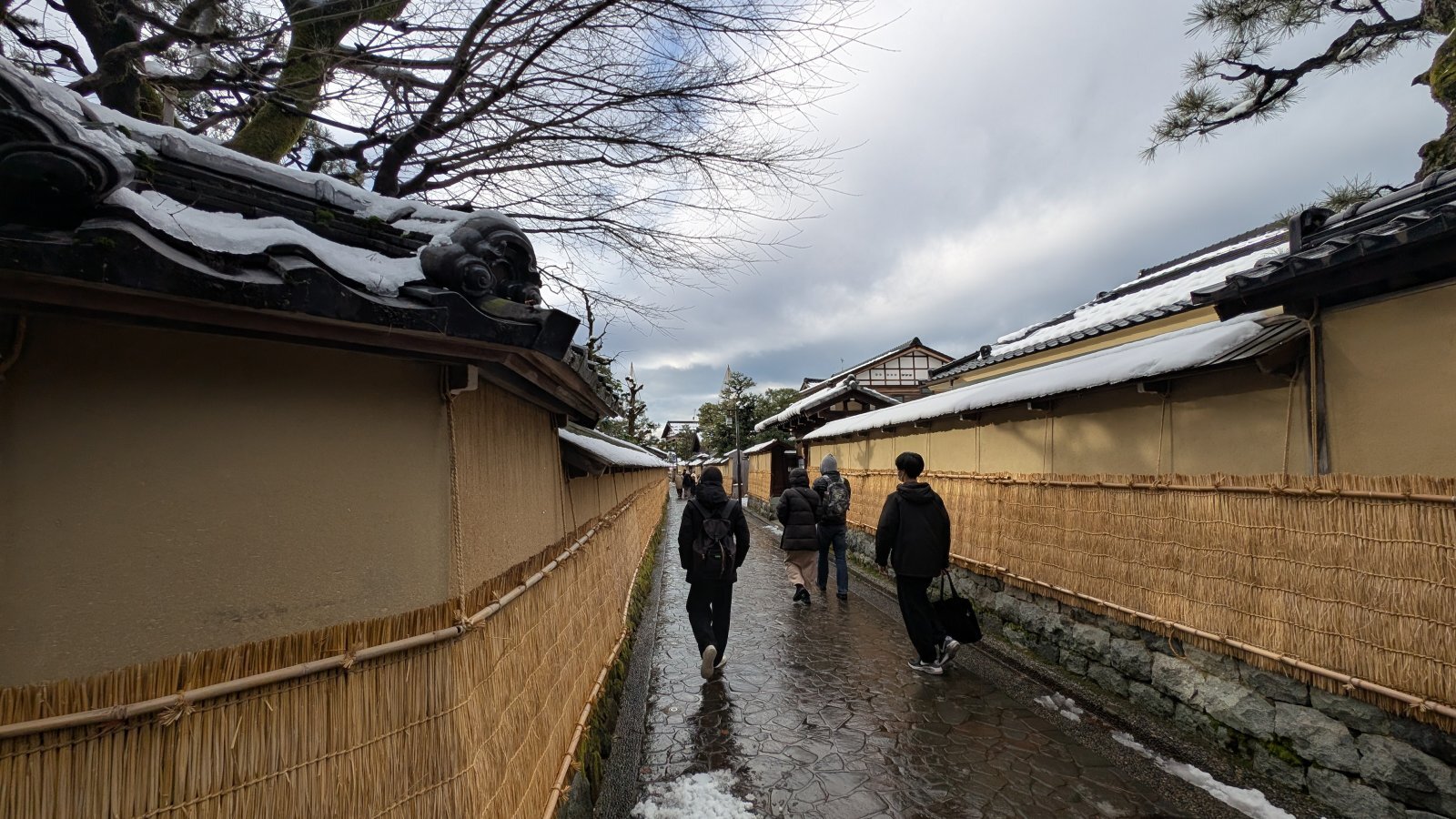 金沢のお香とアロマの香り専門店(石川県金沢市)・金沢観光地・金沢の観光スポット武家屋敷跡近く・人気でおすすめのお土産処-お香専門店のアロマ香房焚屋