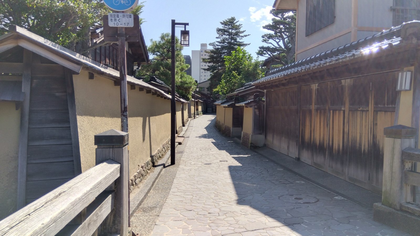 金沢のお香とアロマの香り専門店(石川県金沢市)・金沢観光地・金沢の観光スポット武家屋敷跡近く・人気でおすすめのお土産処-お香専門店のアロマ香房焚屋