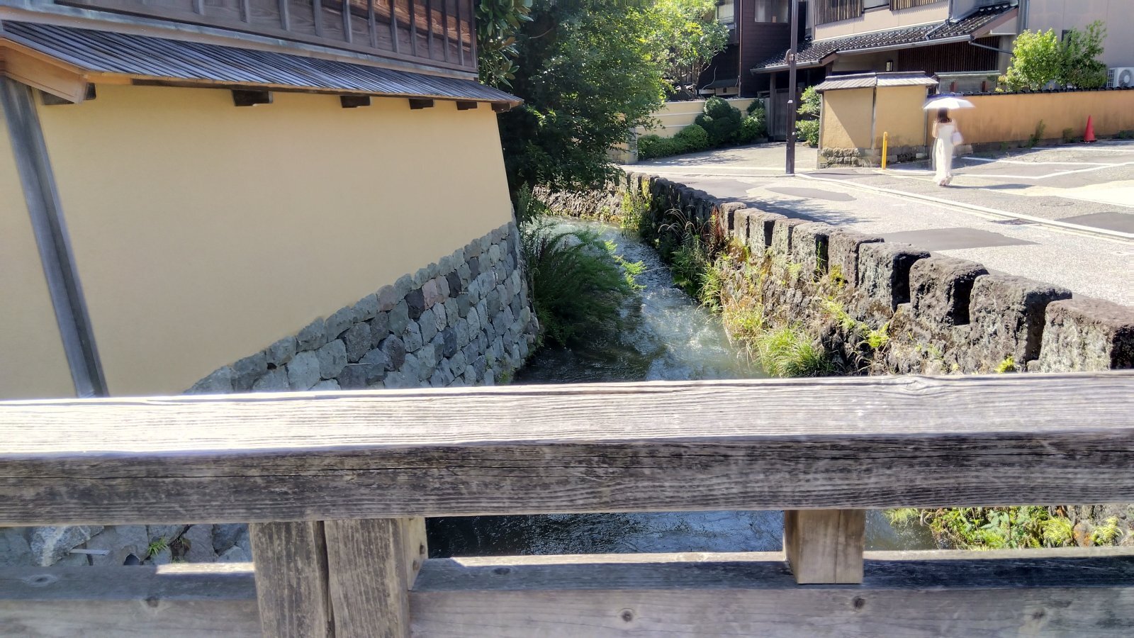 金沢のお香とアロマの香り専門店(石川県金沢市)・金沢観光地・金沢の観光スポット武家屋敷跡近く・人気でおすすめのお土産処-お香専門店のアロマ香房焚屋