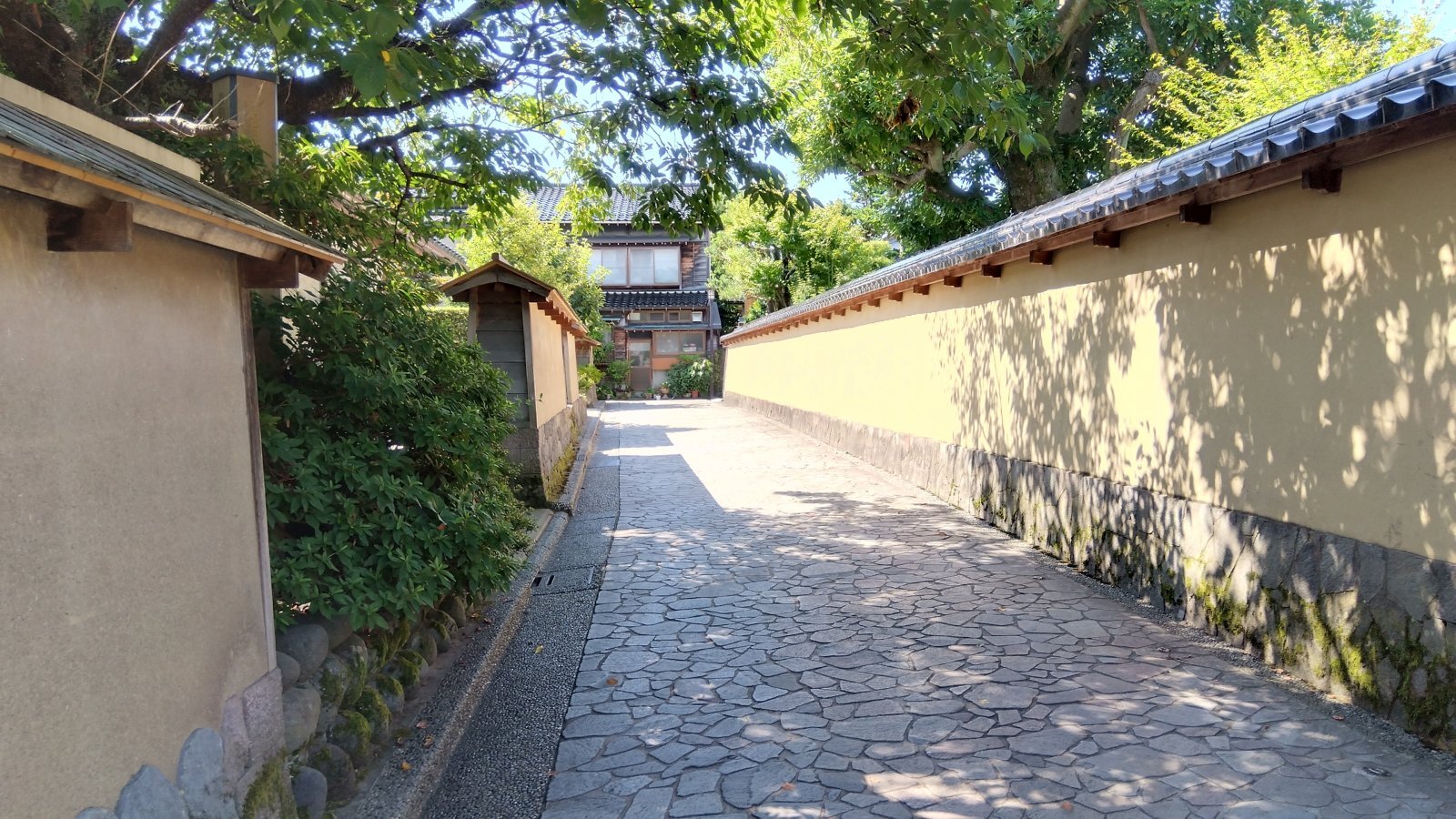 金沢のお香とアロマの香り専門店(石川県金沢市)・金沢観光地・金沢の観光スポット武家屋敷跡近く・人気でおすすめのお土産処-お香専門店のアロマ香房焚屋