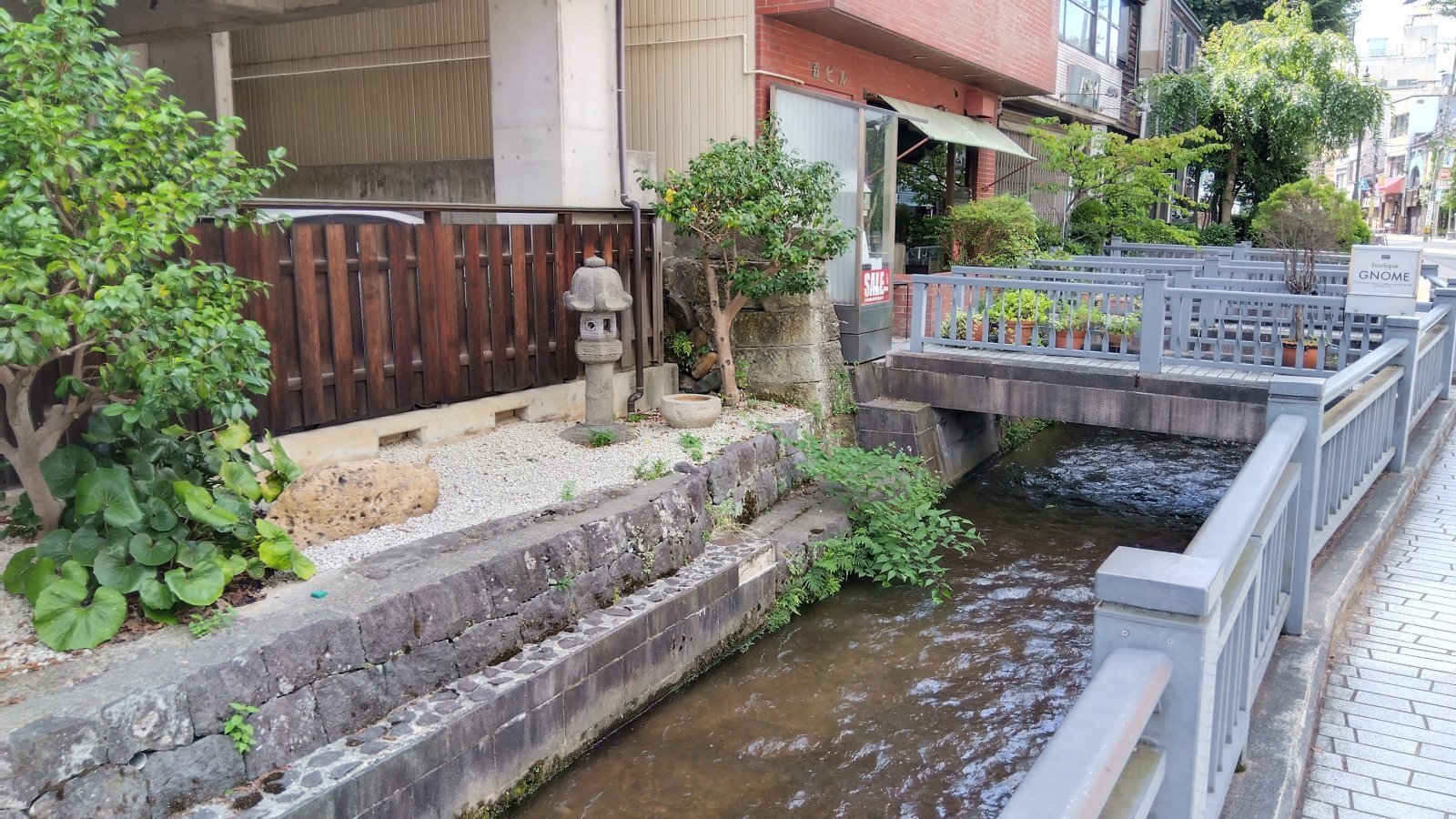 金沢のお香とアロマの香り専門店(石川県金沢市)・金沢観光地・金沢の観光スポット武家屋敷跡近く・人気でおすすめのお土産処-お香専門店のアロマ香房焚屋