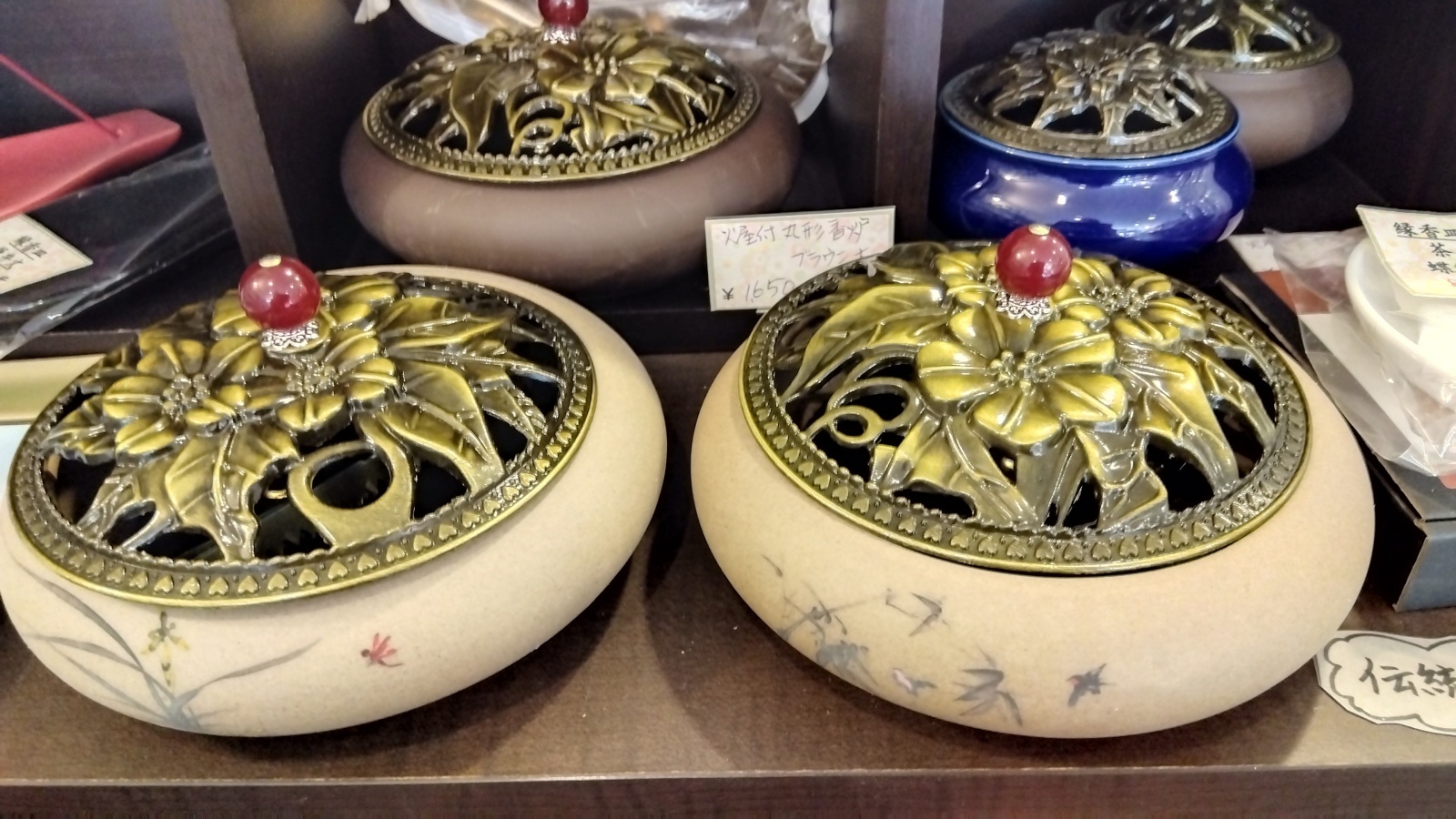 金沢のお香とアロマの香り専門店(石川県金沢市)・金沢観光地・金沢の観光スポット武家屋敷跡近く・人気でおすすめのお土産処-お香専門店のアロマ香房焚屋