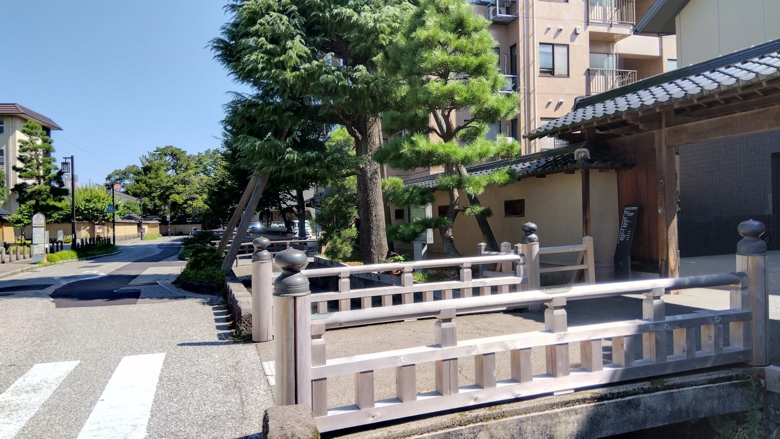 金沢のお香とアロマの香り専門店(石川県金沢市)・金沢観光地・金沢の観光スポット武家屋敷跡近く・人気でおすすめのお土産処-お香専門店のアロマ香房焚屋
