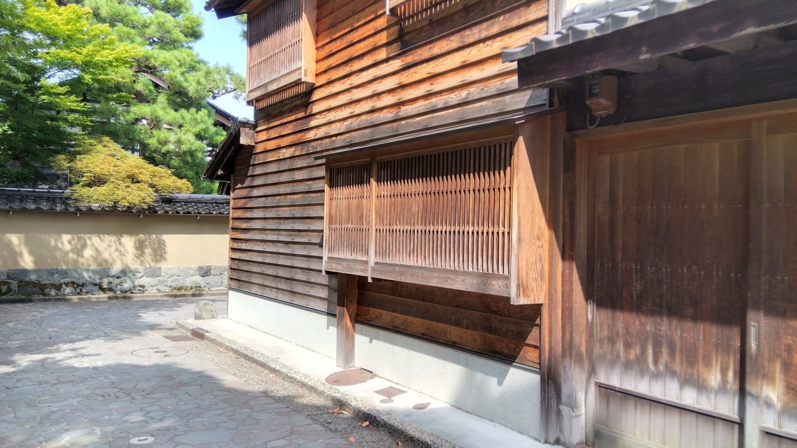 金沢のお香とアロマの香り専門店(石川県金沢市)・金沢観光地・金沢の観光スポット武家屋敷跡近く・人気でおすすめのお土産処-お香専門店のアロマ香房焚屋