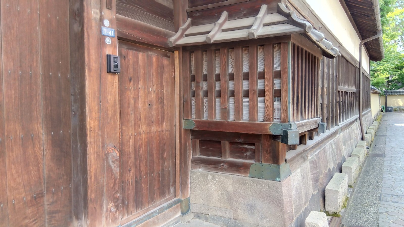 金沢のお香とアロマの香り専門店(石川県金沢市)・金沢観光地・金沢の観光スポット武家屋敷跡近く・人気でおすすめのお土産処-お香専門店のアロマ香房焚屋