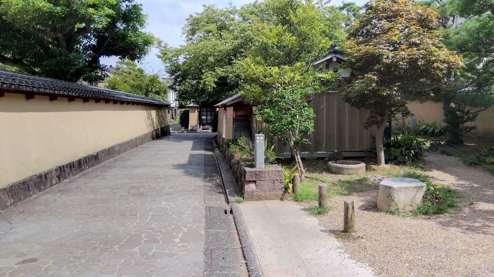 金沢のお香とアロマの香り専門店(石川県金沢市)・金沢観光地・金沢の観光スポット武家屋敷跡近く・人気でおすすめのお土産処-お香専門店のアロマ香房焚屋