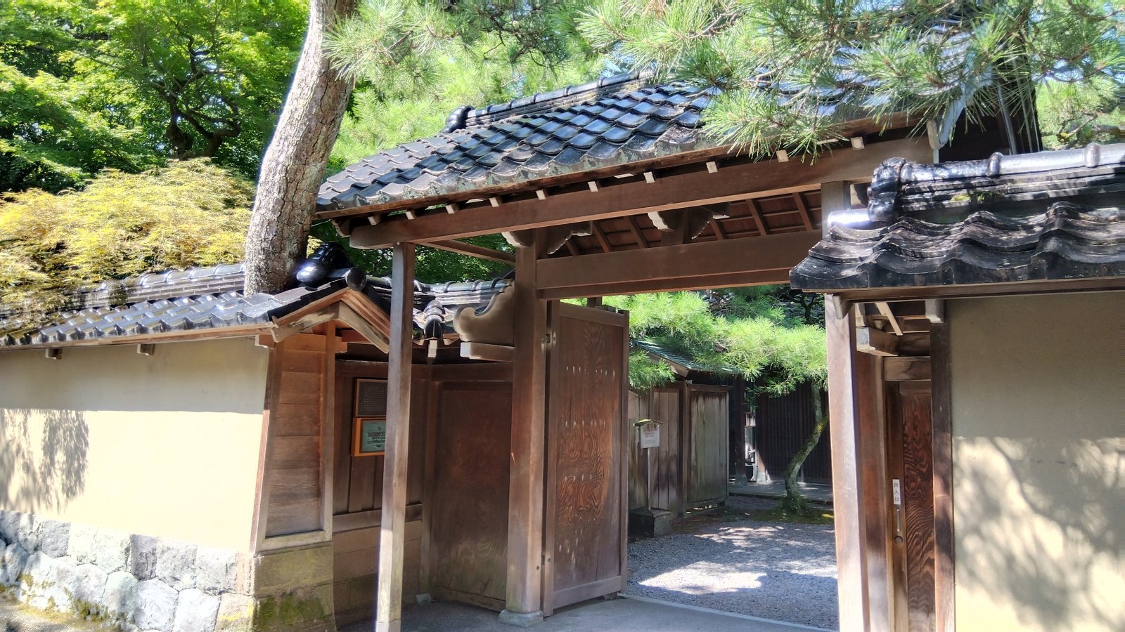 金沢のお香とアロマの香り専門店(石川県金沢市)・金沢観光地・金沢の観光スポット武家屋敷跡近く・人気でおすすめのお土産処-お香専門店のアロマ香房焚屋