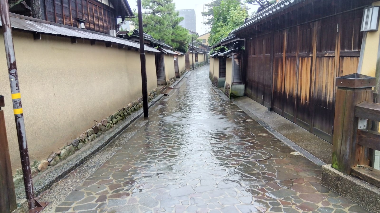 金沢のお香とアロマの香り専門店(石川県金沢市)・金沢観光地・金沢の観光スポット武家屋敷跡近く・人気でおすすめのお土産処-お香専門店のアロマ香房焚屋
