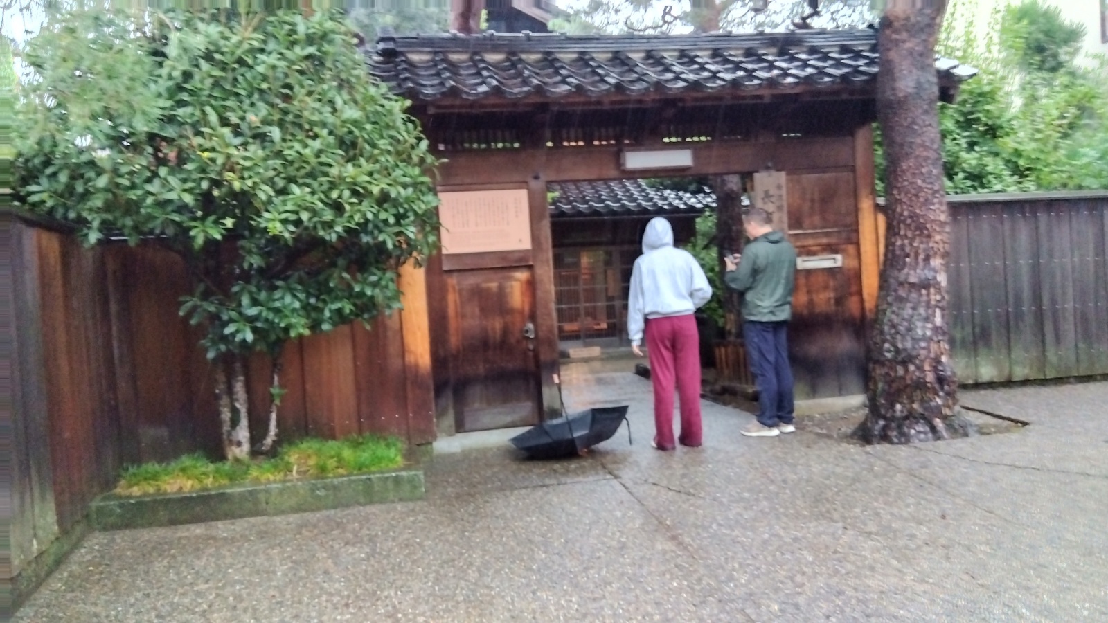 金沢のお香とアロマの香り専門店(石川県金沢市)・金沢観光地・金沢の観光スポット武家屋敷跡近く・人気でおすすめのお土産処-お香専門店のアロマ香房焚屋