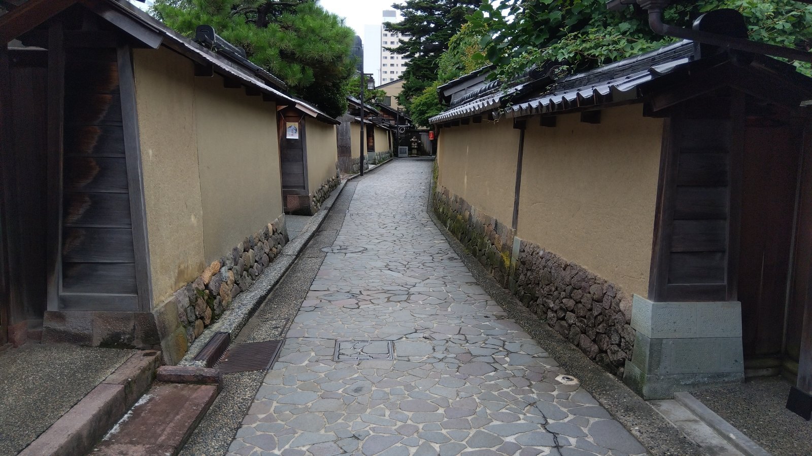 金沢のお香とアロマの香り専門店(石川県金沢市)・金沢観光地・金沢の観光スポット武家屋敷跡近く・人気でおすすめのお土産処-お香専門店のアロマ香房焚屋