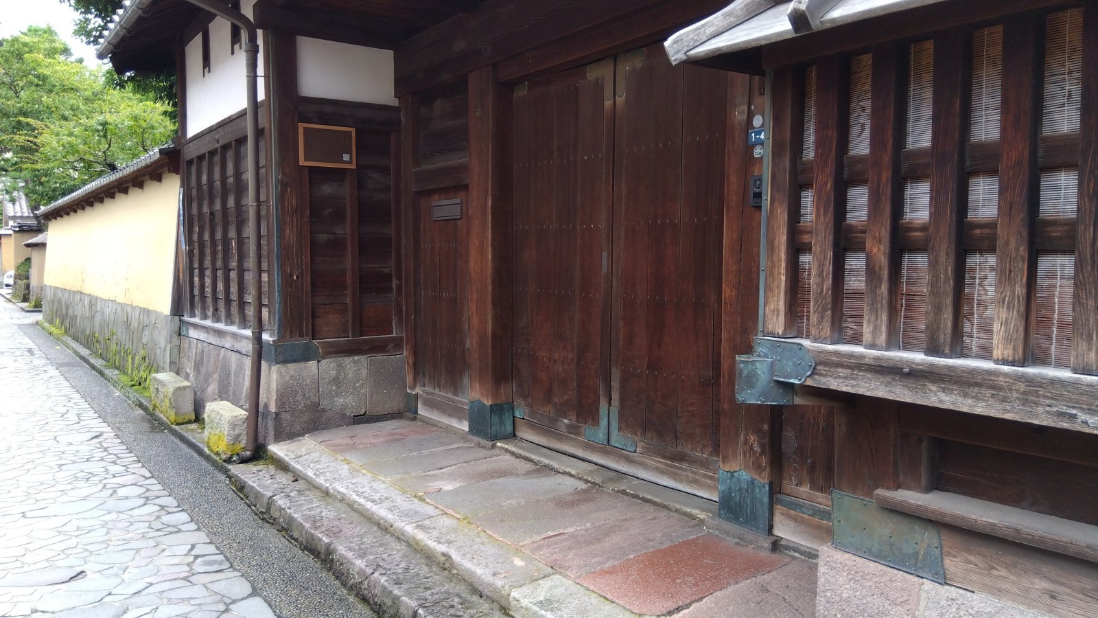 金沢のお香とアロマの香り専門店(石川県金沢市)・金沢観光地・金沢の観光スポット武家屋敷跡近く・人気でおすすめのお土産処-お香専門店のアロマ香房焚屋