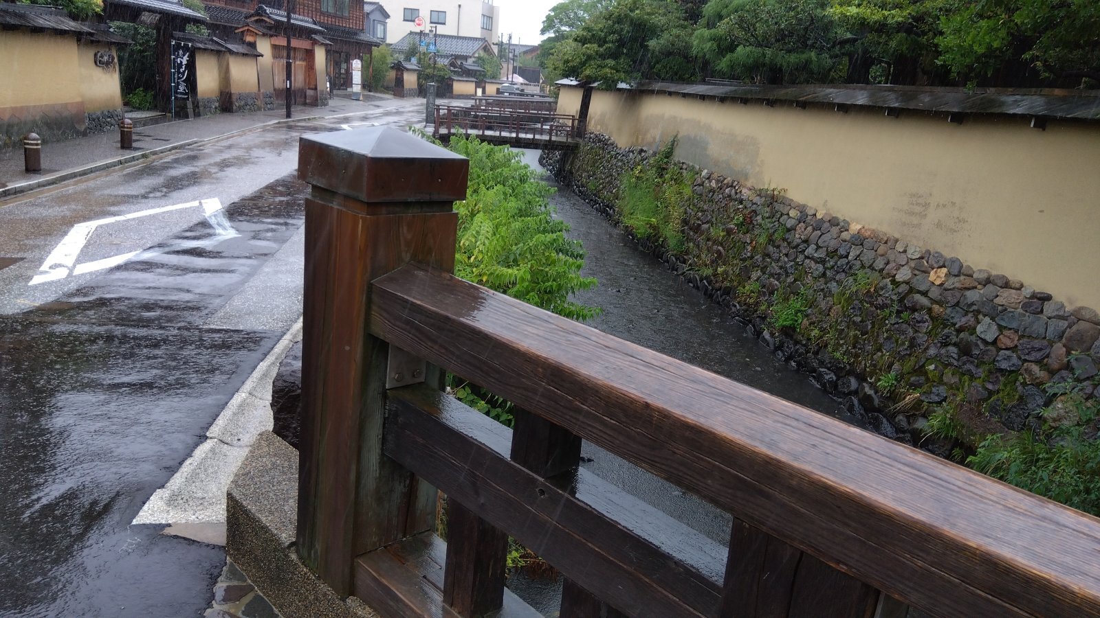 金沢のお香とアロマの香り専門店(石川県金沢市)・金沢観光地・金沢の観光スポット武家屋敷跡近く・人気でおすすめのお土産処-お香専門店のアロマ香房焚屋