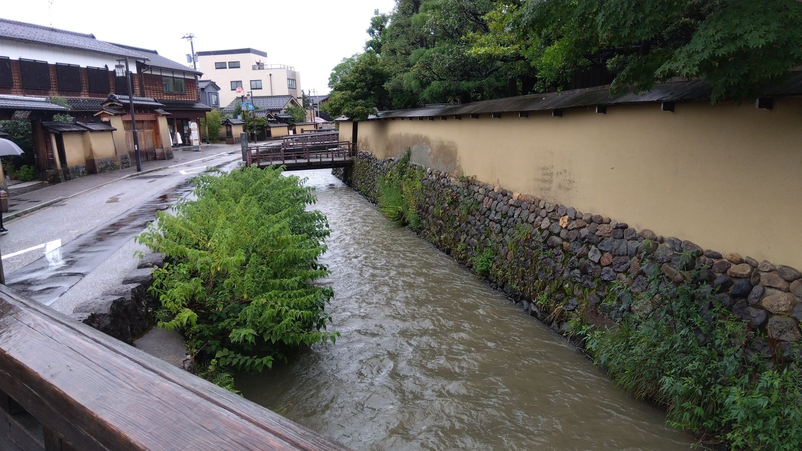 金沢のお香とアロマの香り専門店(石川県金沢市)・金沢観光地・金沢の観光スポット武家屋敷跡近く・人気でおすすめのお土産処-お香専門店のアロマ香房焚屋