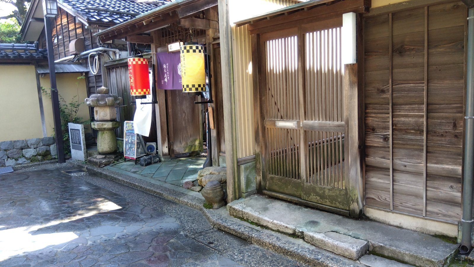 金沢のお香とアロマの香り専門店(石川県金沢市)・金沢観光地・金沢の観光スポット武家屋敷跡近く・人気でおすすめのお土産処-お香専門店のアロマ香房焚屋