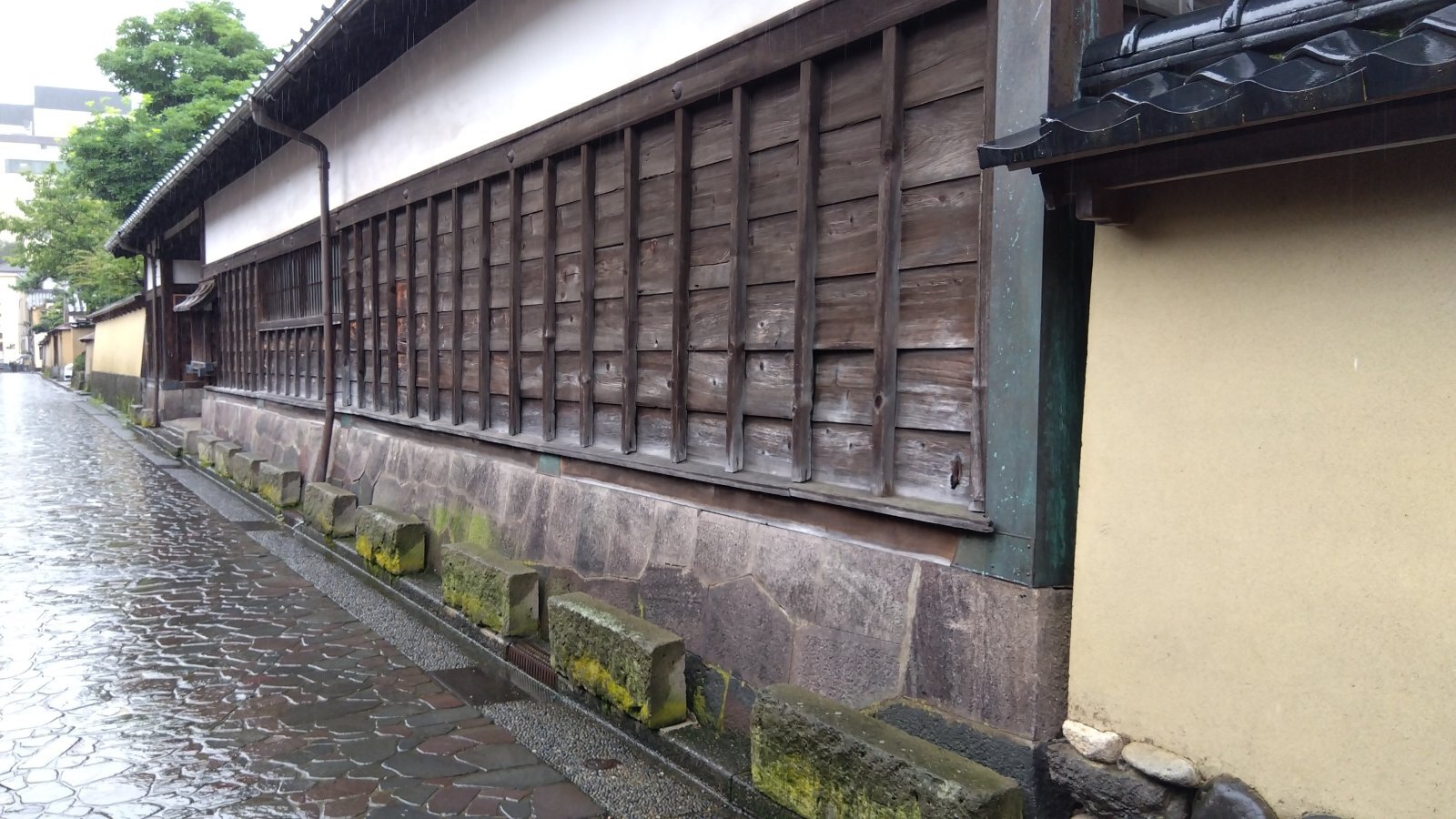 金沢のお香とアロマの香り専門店(石川県金沢市)・金沢観光地・金沢の観光スポット武家屋敷跡近く・人気でおすすめのお土産処-お香専門店のアロマ香房焚屋