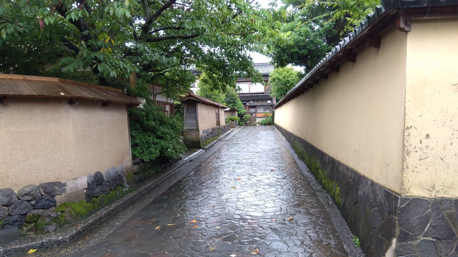金沢のお香とアロマの香り専門店(石川県金沢市)・金沢観光地・金沢の観光スポット武家屋敷跡近く・人気でおすすめのお土産処-お香専門店のアロマ香房焚屋