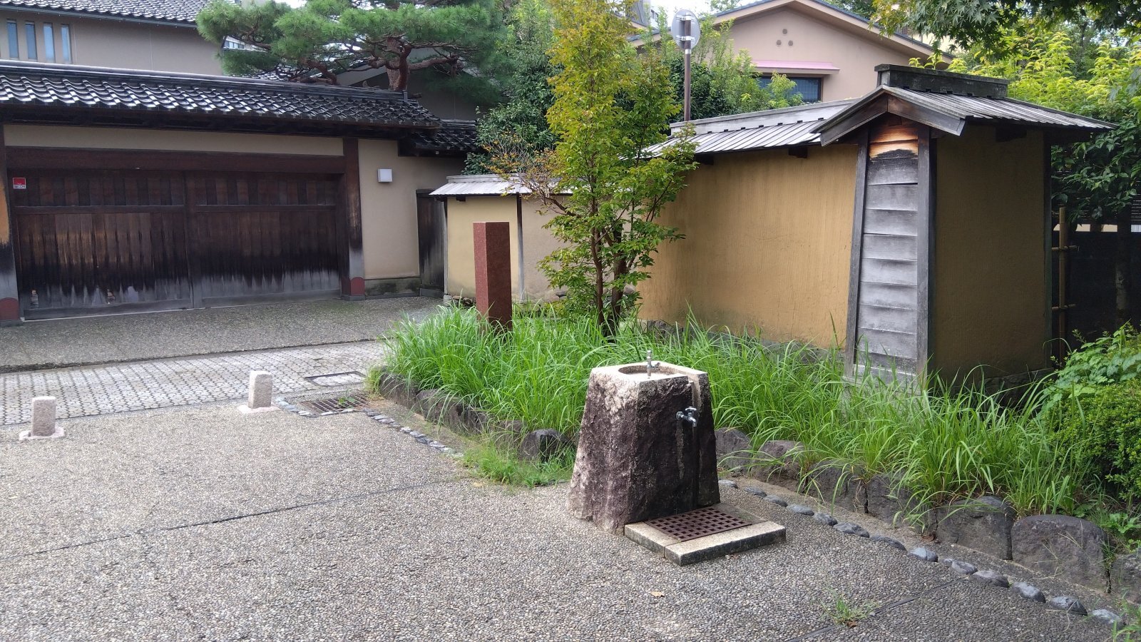 金沢のお香とアロマの香り専門店(石川県金沢市)・金沢観光地・金沢の観光スポット武家屋敷跡近く・人気でおすすめのお土産処-お香専門店のアロマ香房焚屋