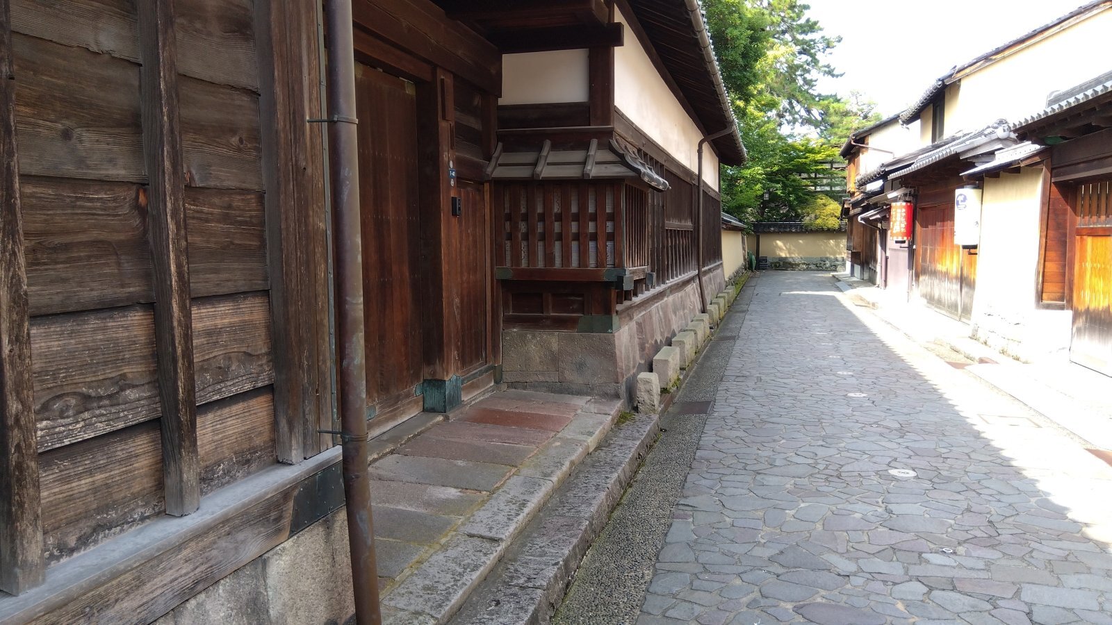 金沢のお香とアロマの香り専門店(石川県金沢市)・金沢観光地・金沢の観光スポット武家屋敷跡近く・人気でおすすめのお土産処-お香専門店のアロマ香房焚屋