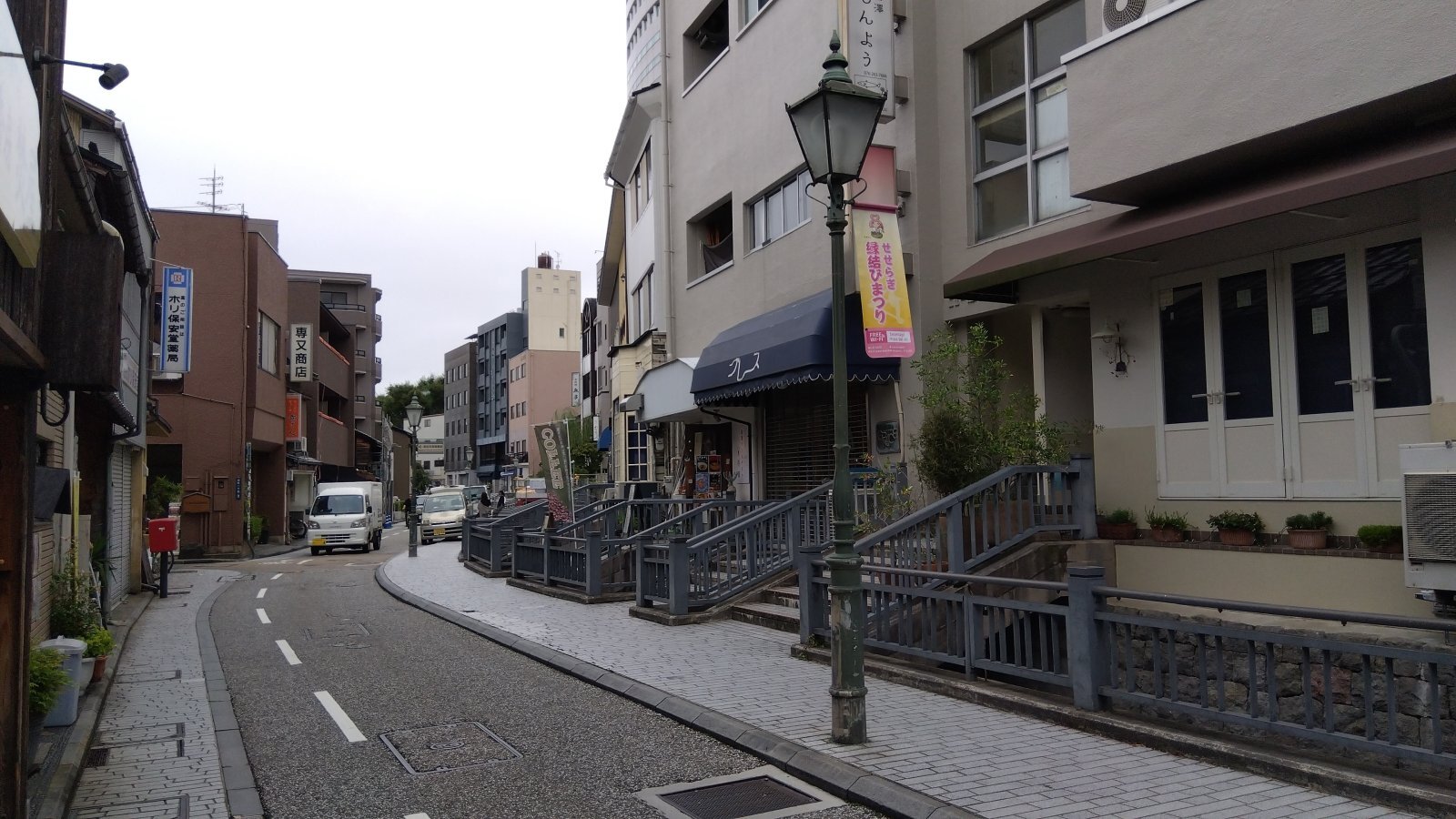 金沢のお香とアロマの香り専門店(石川県金沢市)・金沢観光地・金沢の観光スポット武家屋敷跡近く・人気でおすすめのお土産処-お香専門店のアロマ香房焚屋