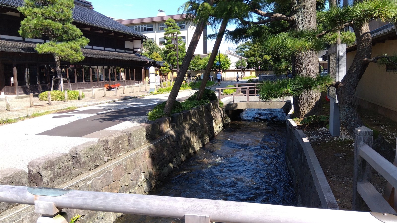 金沢のお香とアロマの香り専門店(石川県金沢市)・金沢観光地・金沢の観光スポット武家屋敷跡近く・人気でおすすめのお土産処-お香専門店のアロマ香房焚屋