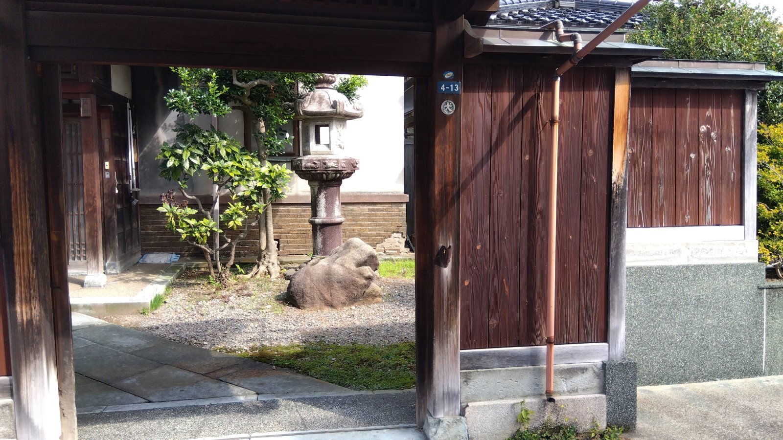 金沢のお香とアロマの香り専門店(石川県金沢市)・金沢観光地・金沢の観光スポット武家屋敷跡近く・人気でおすすめのお土産処-お香専門店のアロマ香房焚屋