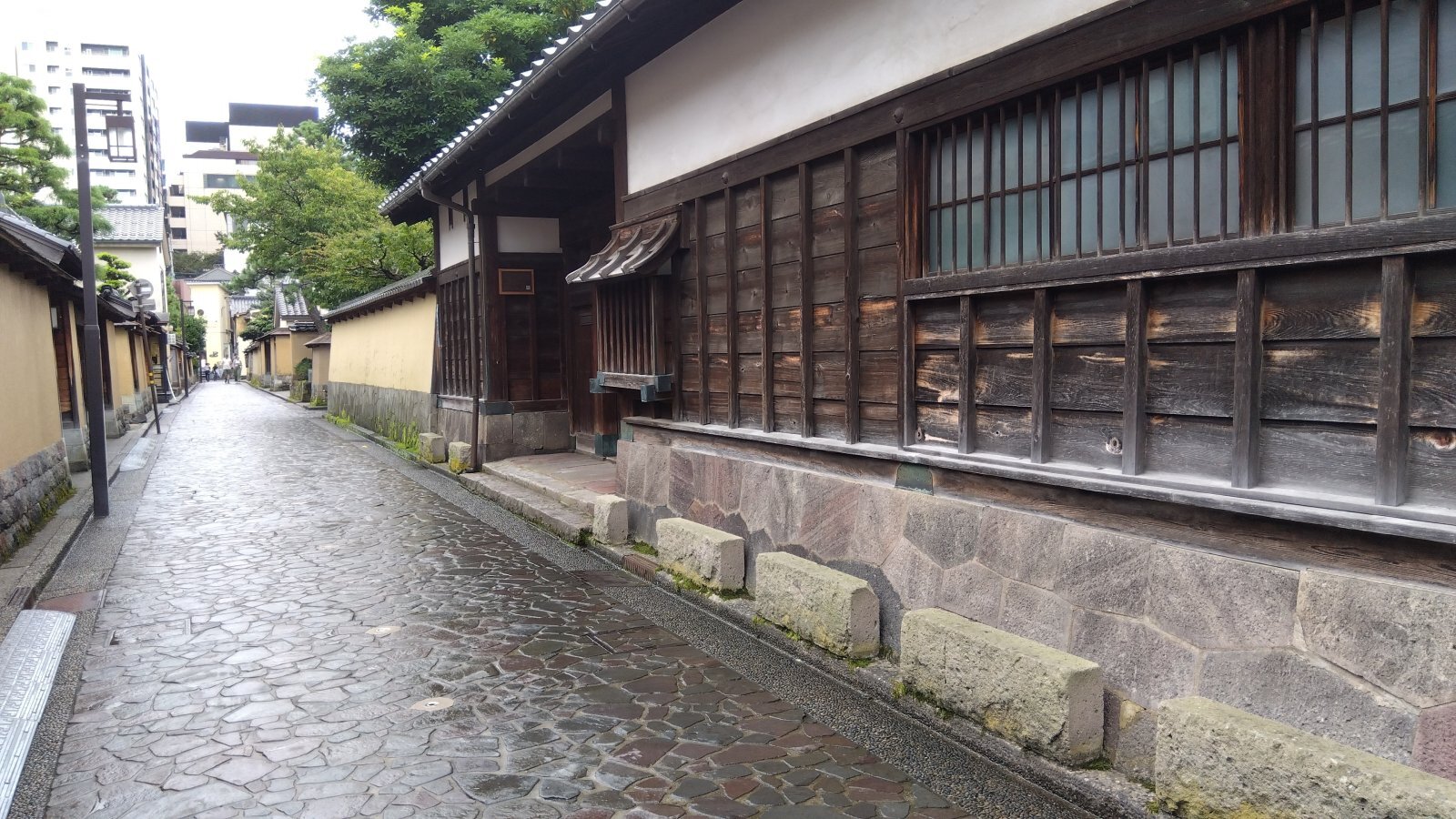 金沢のお香とアロマの香り専門店(石川県金沢市)・金沢観光地・金沢の観光スポット武家屋敷跡近く・人気でおすすめのお土産処-お香専門店のアロマ香房焚屋