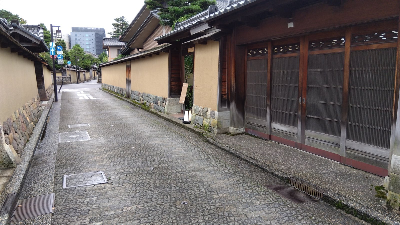 金沢のお香とアロマの香り専門店(石川県金沢市)・金沢観光地・金沢の観光スポット武家屋敷跡近く・人気でおすすめのお土産処-お香専門店のアロマ香房焚屋