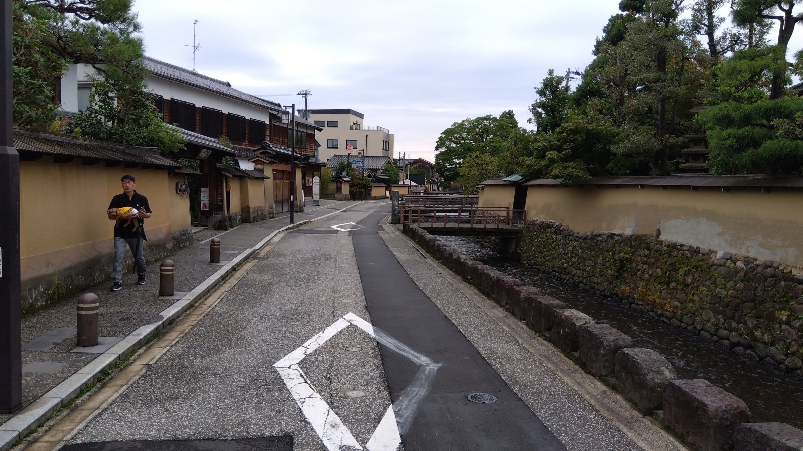 金沢のお香とアロマの香り専門店(石川県金沢市)・金沢観光地・金沢の観光スポット武家屋敷跡近く・人気でおすすめのお土産処-お香専門店のアロマ香房焚屋