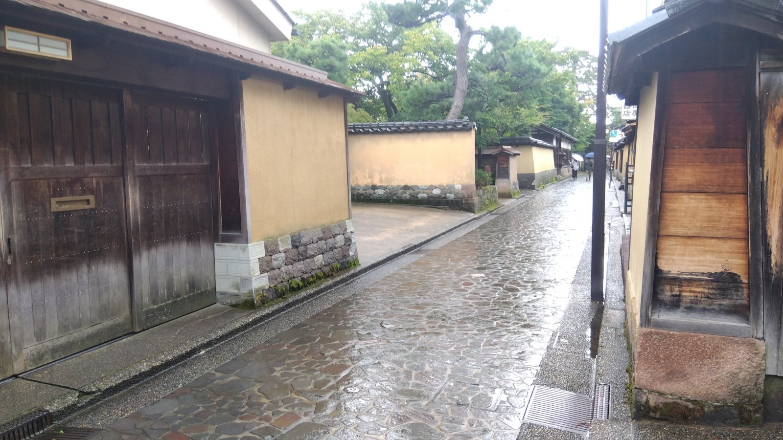 金沢のお香とアロマの香り専門店(石川県金沢市)・金沢観光地・金沢の観光スポット武家屋敷跡近く・人気でおすすめのお土産処-お香専門店のアロマ香房焚屋