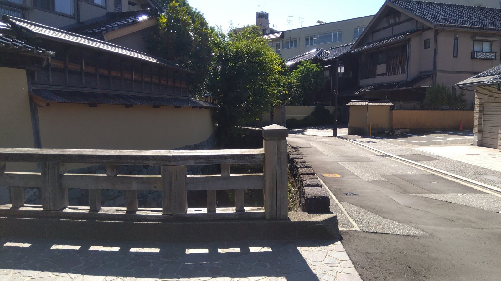 金沢のお香とアロマの香り専門店(石川県金沢市)・金沢観光地・金沢の観光スポット武家屋敷跡近く・人気でおすすめのお土産処-お香専門店のアロマ香房焚屋