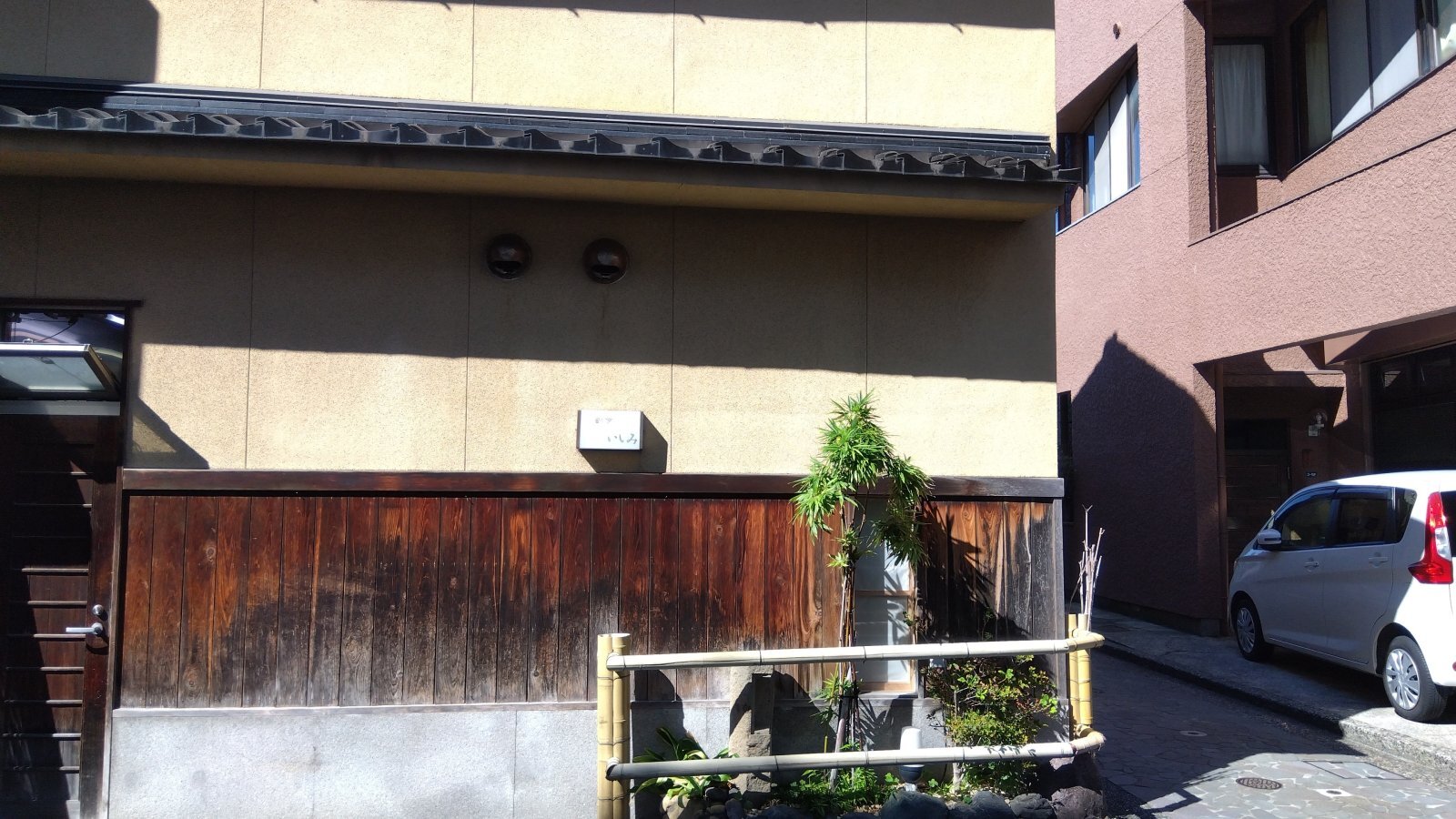 金沢のお香とアロマの香り専門店(石川県金沢市)・金沢観光地・金沢の観光スポット武家屋敷跡近く・人気でおすすめのお土産処-お香専門店のアロマ香房焚屋