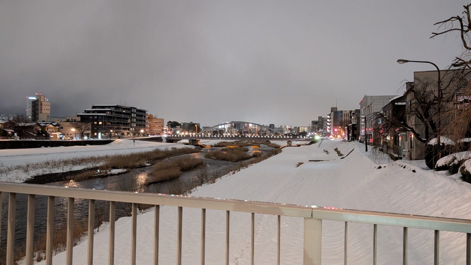 金沢のお香とアロマの香り専門店(石川県金沢市)・金沢観光地・金沢の観光スポット武家屋敷跡近く・人気でおすすめのお土産処-お香専門店のアロマ香房焚屋