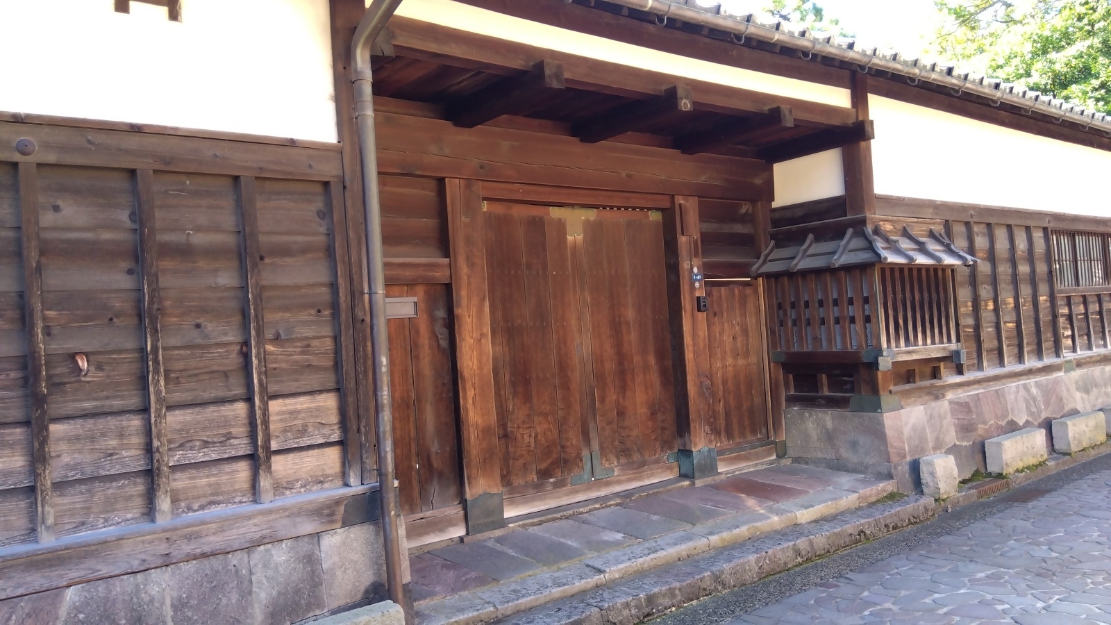 金沢のお香とアロマの香り専門店(石川県金沢市)・金沢観光地・金沢の観光スポット武家屋敷跡近く・人気でおすすめのお土産処-お香専門店のアロマ香房焚屋