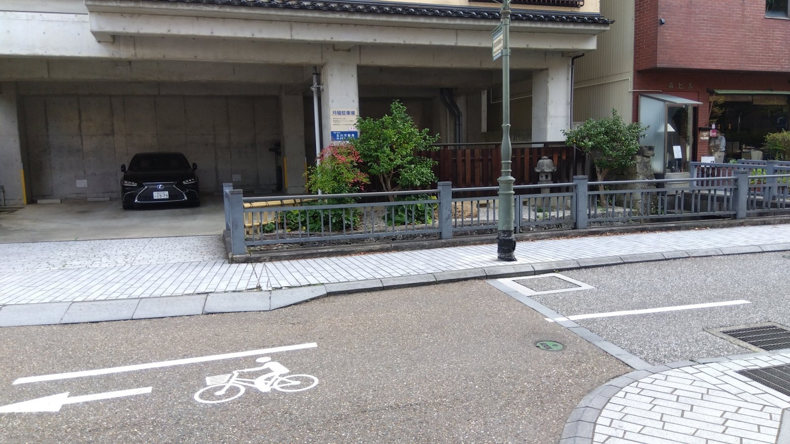 金沢のお香とアロマの香り専門店(石川県金沢市)・金沢観光地・金沢の観光スポット武家屋敷跡近く・人気でおすすめのお土産処-お香専門店のアロマ香房焚屋