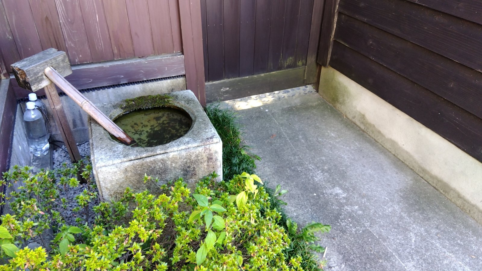 金沢のお香とアロマの香り専門店(石川県金沢市)・金沢観光地・金沢の観光スポット武家屋敷跡近く・人気でおすすめのお土産処-お香専門店のアロマ香房焚屋