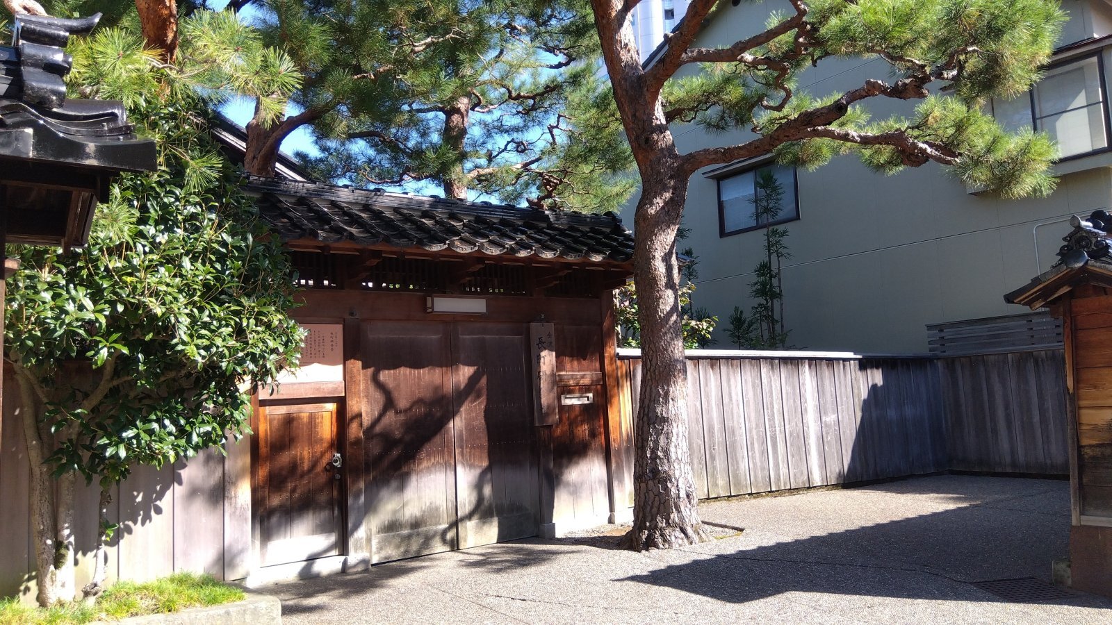 金沢のお香とアロマの香り専門店(石川県金沢市)・金沢観光地・金沢の観光スポット武家屋敷跡近く・人気でおすすめのお土産処-お香専門店のアロマ香房焚屋