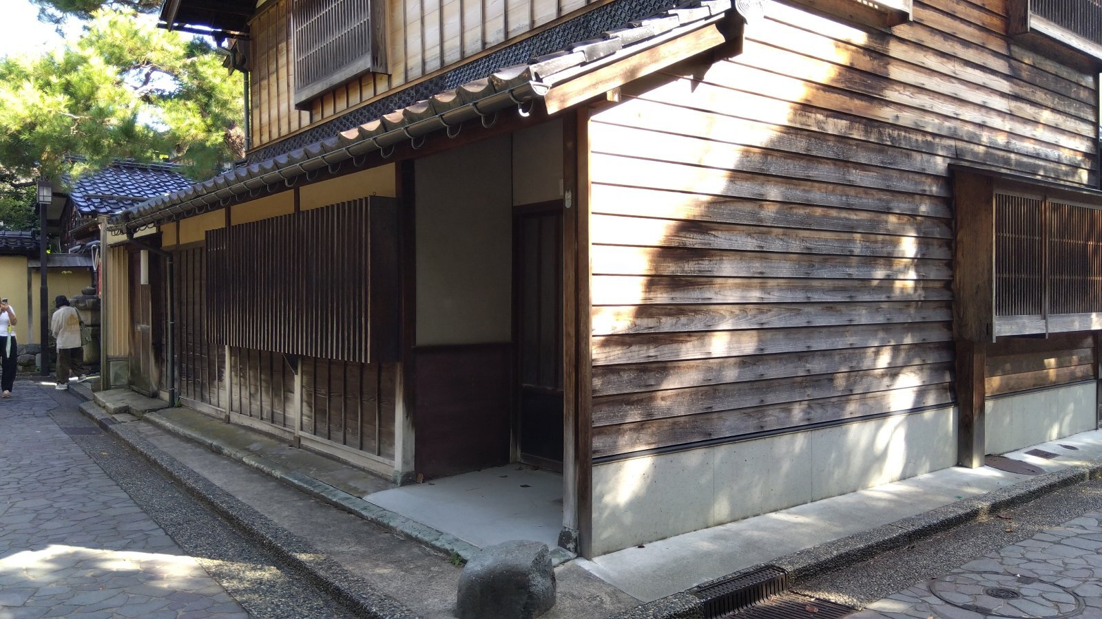 金沢のお香とアロマの香り専門店(石川県金沢市)・金沢観光地・金沢の観光スポット武家屋敷跡近く・人気でおすすめのお土産処-お香専門店のアロマ香房焚屋
